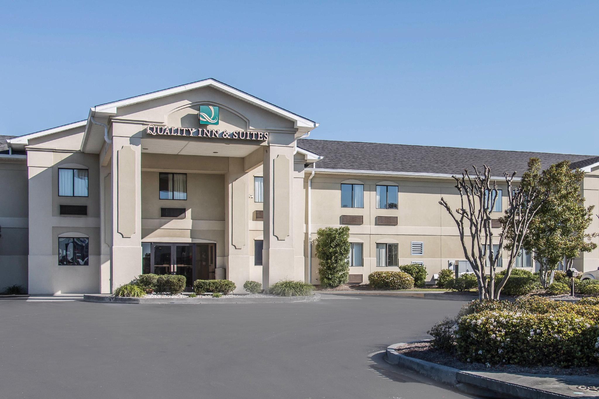 Baymont By Wyndham Port Wentworth Hotel Exterior photo