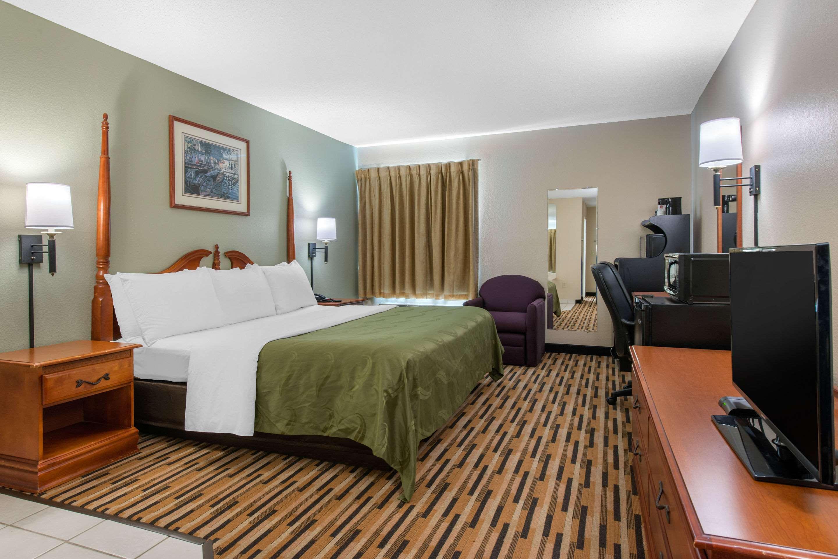 Baymont By Wyndham Port Wentworth Hotel Exterior photo